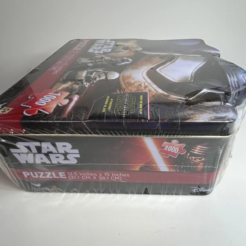 Star Wars The Force Awakens 1000 Piece Puzzle Captain Phasma Collector Tin New